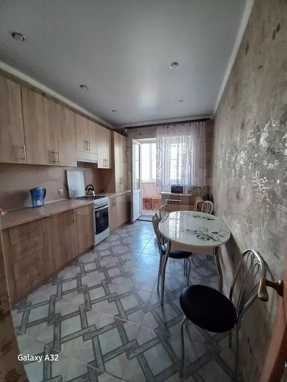 1-к. квартира, 39 м, 4/5 эт. - Фото 0