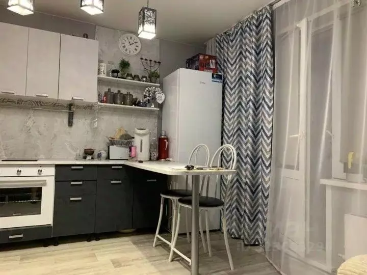 1-к кв. Красноярский край, Красноярск ул. Апрельская, 5В (41.0 м) - Фото 0