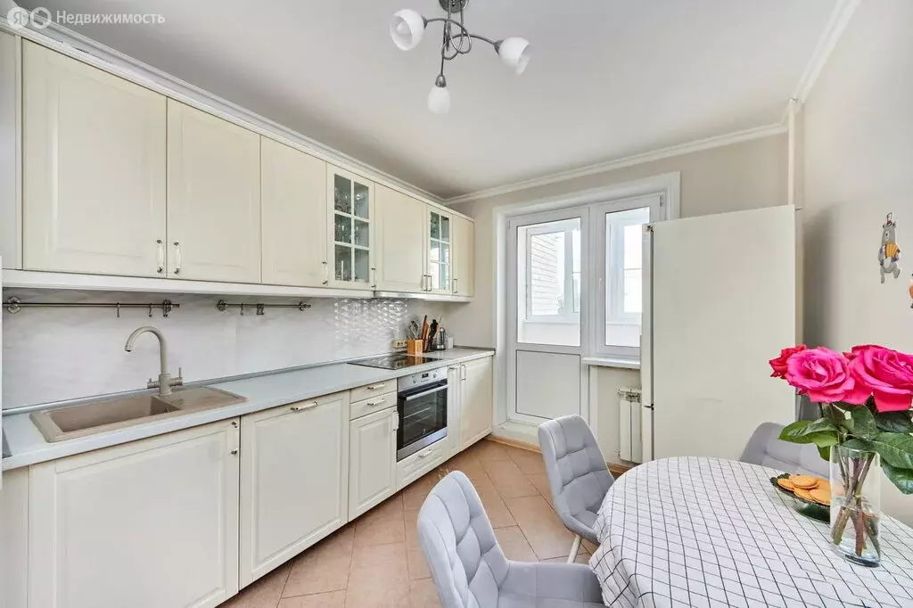 2-комнатная квартира: Московский, улица Лаптева, 8к2 (56 м) - Фото 1