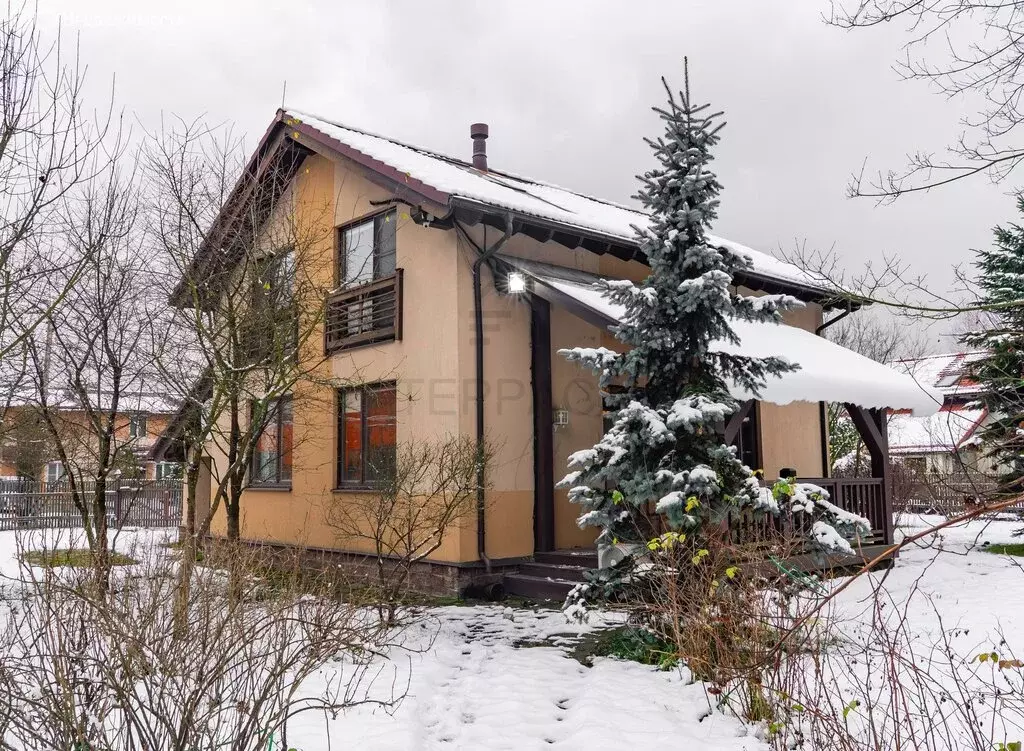 Дом в Заневское городское поселение, городской посёлок Янино-1, ... - Фото 1