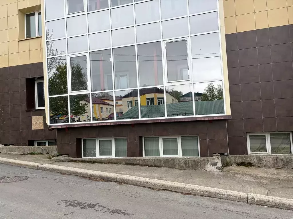 Помещение свободного назначения в Сахалинская область, Южно-Сахалинск ... - Фото 1