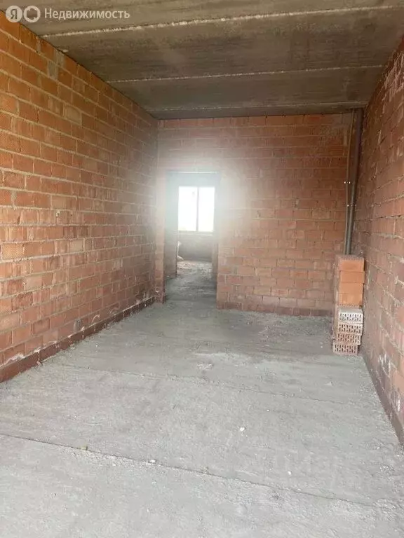 2-комнатная квартира: Владикавказ, улица Зураба Магкаева, 83к6А (78.4 ... - Фото 1