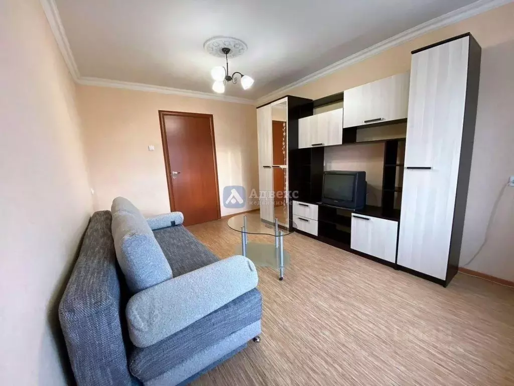 2-к кв. Тюменская область, Тюмень ул. Котовского, 52 (42.2 м) - Фото 0