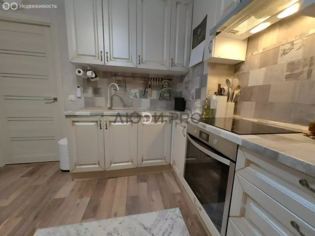 2-комнатная квартира: Уфа, улица Рудольфа Нуреева, 14 (52 м) - Фото 1