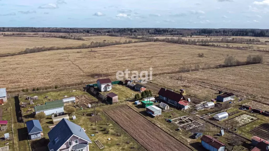 Участок в Ленинградская область, Гатчинский район, Дружногорское ... - Фото 1