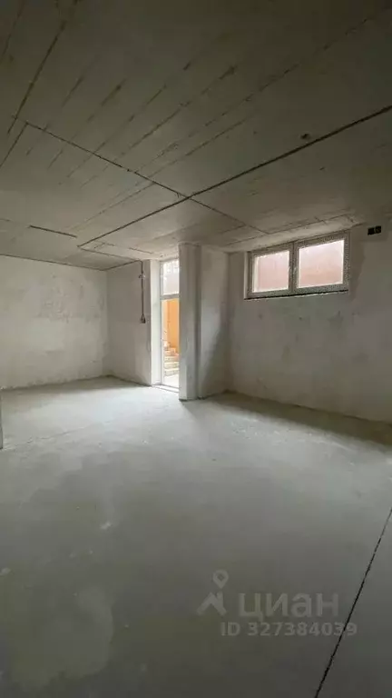 Торговая площадь в Крым, Евпатория ул. Чапаева, 28Д (63 м) - Фото 2