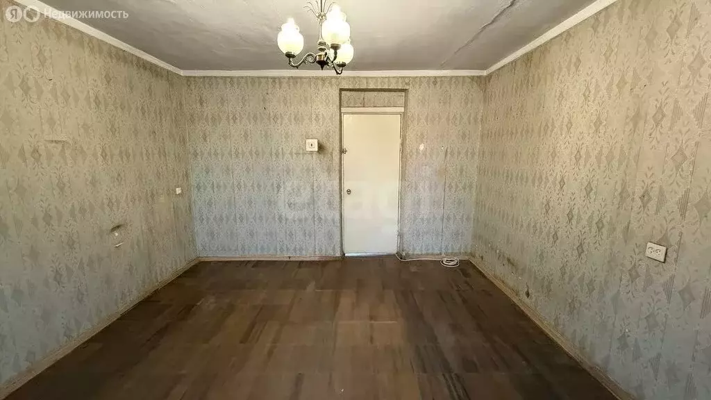 2-комнатная квартира: Севастополь, площадь 50-летия СССР, 5/3 (52.8 м) - Фото 2