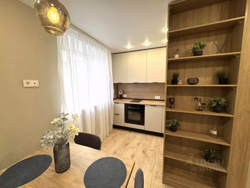 2-к кв. Кировская область, Киров ул. Горького, 63к2 (45.0 м) - Фото 1