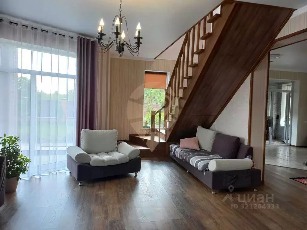 Дом в Белгородская область, Старооскольский городской округ, с. ... - Фото 2