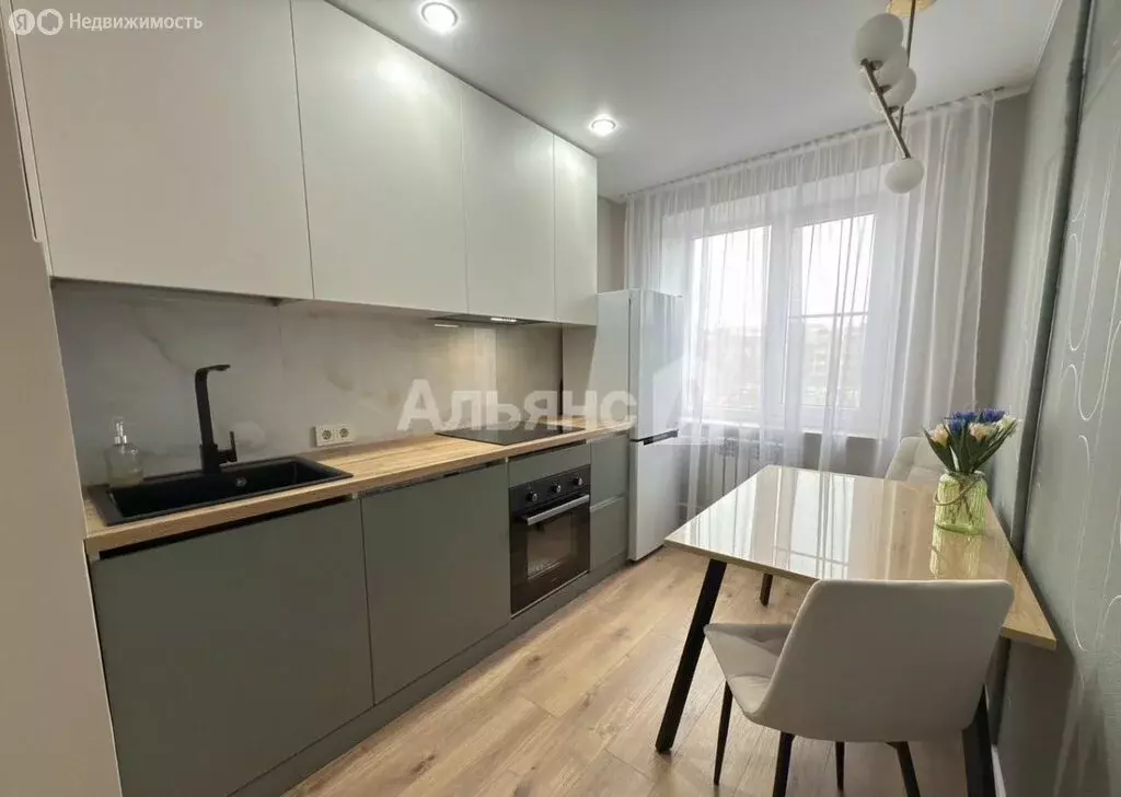 2-комнатная квартира: Волгодонск, проспект Строителей, 11А (50 м) - Фото 1