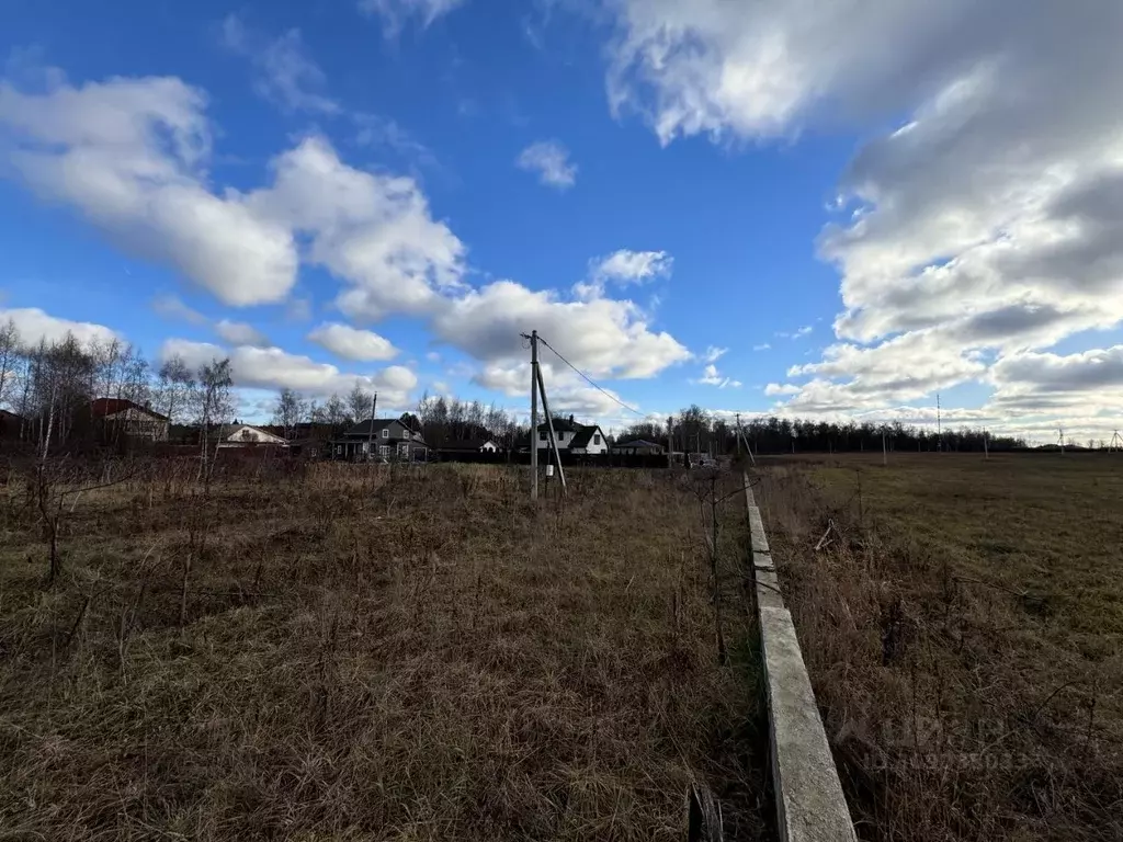 Участок в Московская область, Истра городской округ, д. Крюково ул. ... - Фото 0