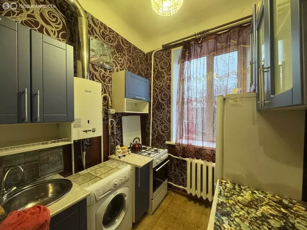 3-комнатная квартира: Нижний Новгород, 2-я Озёрная улица, 2 (42.6 м) - Фото 1