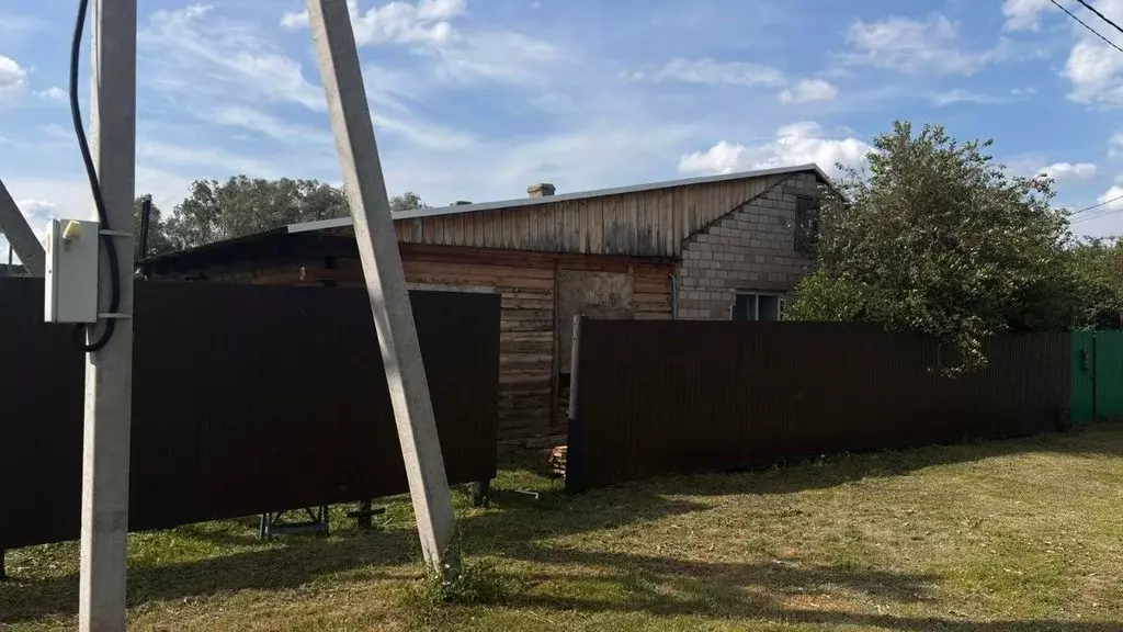 Дом в Башкортостан, Чишминский район, д. Арово Целинная ул., 22 (110 ... - Фото 1