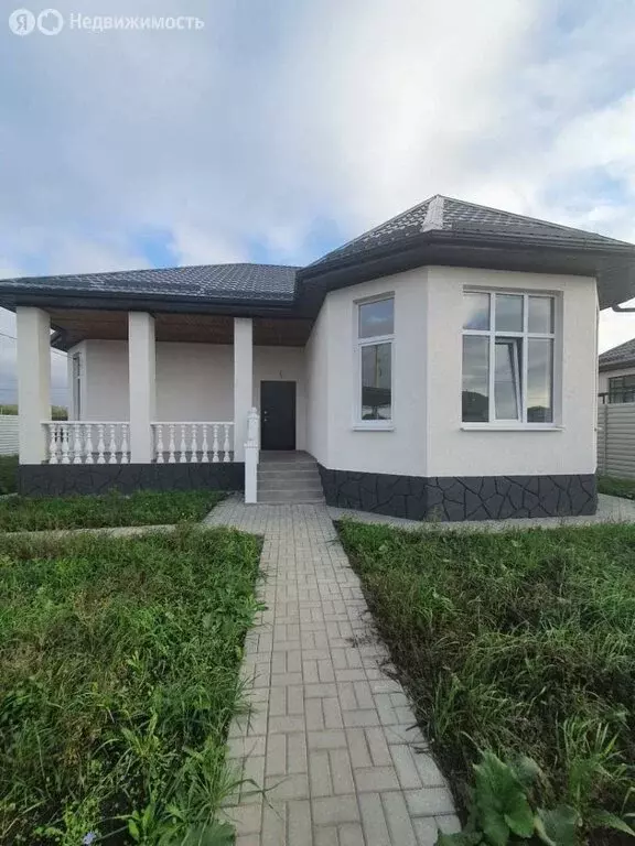 Дом в Ессентуки, Керченская улица, 16 (150 м) - Фото 1