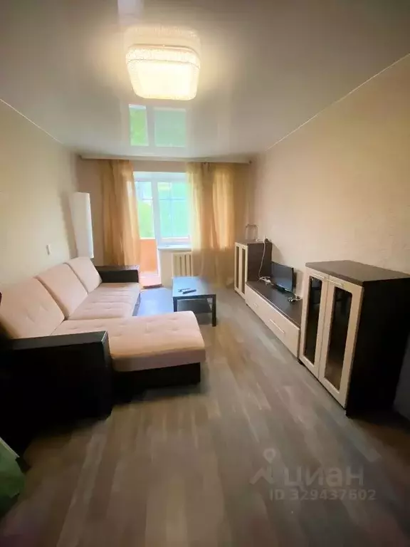 1-к кв. Свердловская область, Нижний Тагил Курортная ул., 22 (30.0 м) - Фото 1
