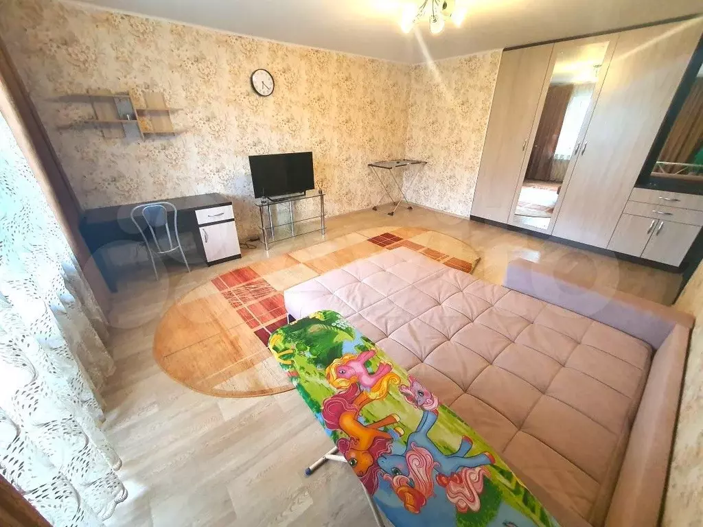 1-к. квартира, 40 м, 4/9 эт. - Фото 1