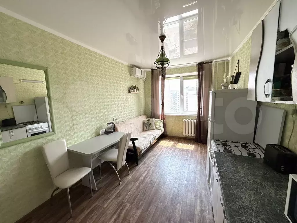 1-к. квартира, 39 м, 8/10 эт. - Фото 1