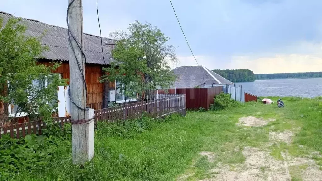 Дом в Свердловская область, Тугулымский муниципальный округ, пос. ... - Фото 0