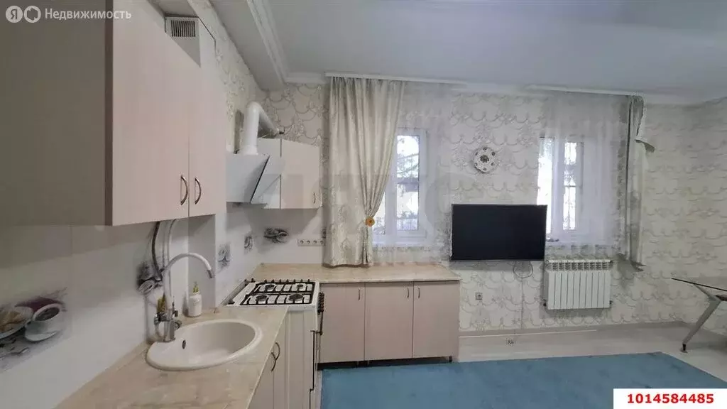 2-комнатная квартира: Краснодар, микрорайон Центральный, улица ... - Фото 1