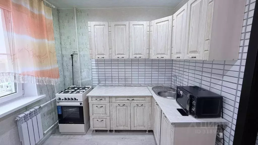 3-к кв. Ростовская область, Волгодонск ул. Маршала Кошевого, 40 (60.0 ... - Фото 0