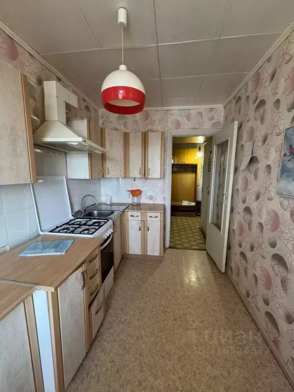 3-к кв. Удмуртия, Воткинск Пролетарская ул., 37 (58.4 м) - Фото 1