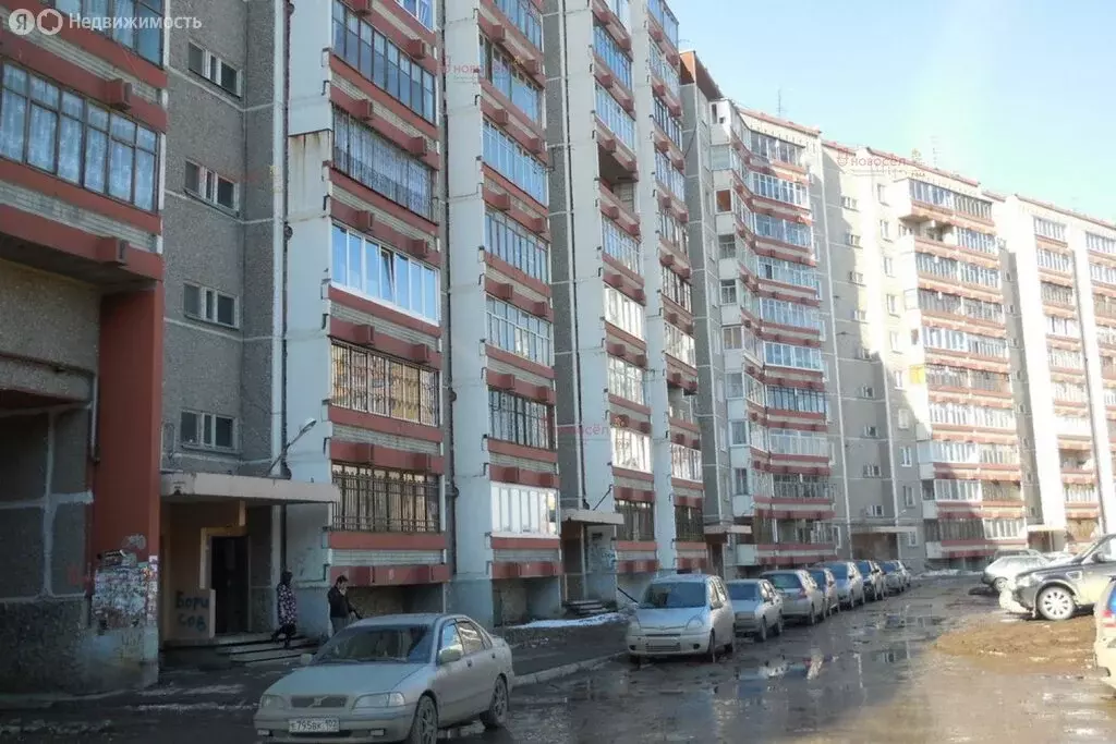 3-комнатная квартира: Екатеринбург, Рощинская улица, 48 (63.7 м) - Фото 2