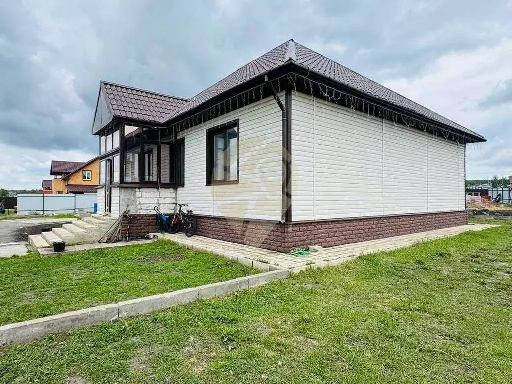 Дом в Белгородская область, Старый Оскол ул. Михайловская (130 м) - Фото 0