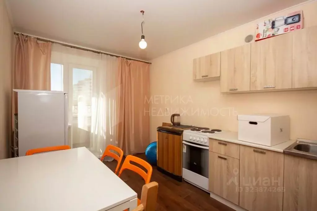 1-к кв. Тюменская область, Тюмень ул. Ю.-Р.Г. Эрвье, 10 (35.5 м) - Фото 1