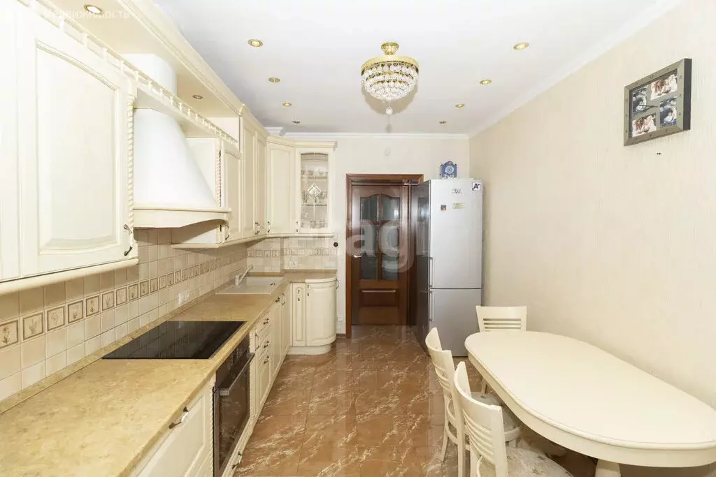 2-комнатная квартира: Тюмень, улица Циолковского, 7к2 (73.8 м) - Фото 2