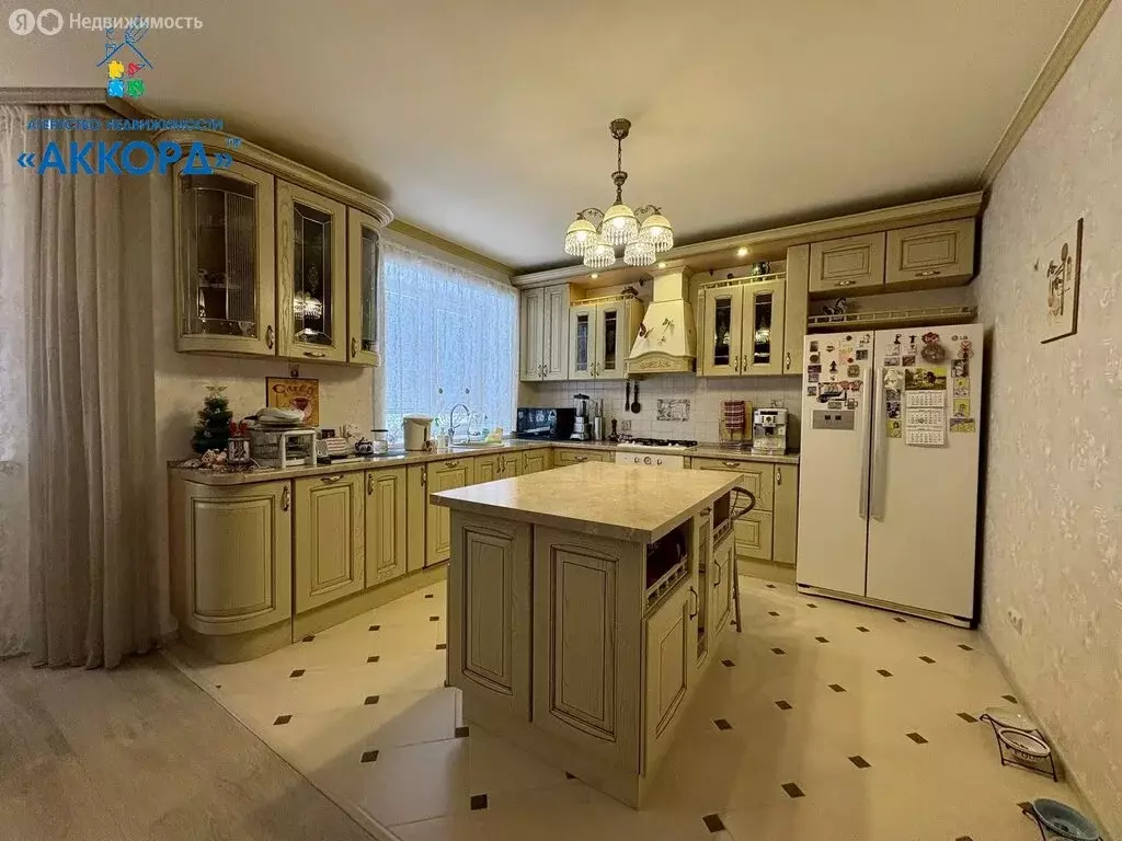 Дом в Алтайский край, городской округ Барнаул, рабочий посёлок Южный, ... - Фото 2