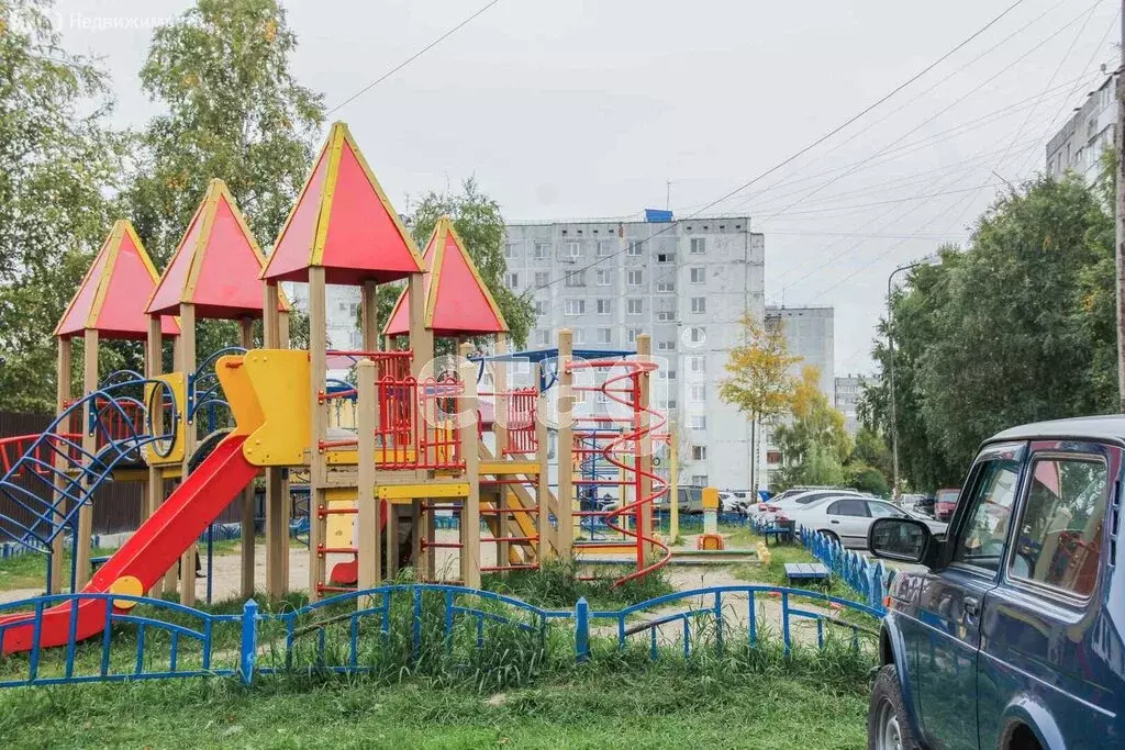 3-комнатная квартира: Тобольск, 7-й микрорайон, 20 (60 м) - Фото 2