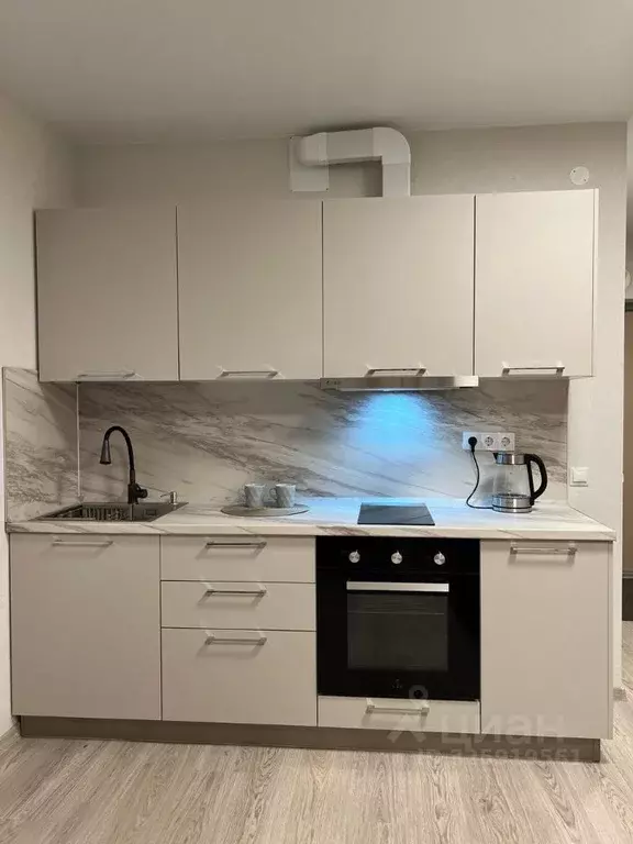 Студия Удмуртия, Ижевск Культбаза жилрайон, 8-й мкр, Ежевика жилой ... - Фото 1