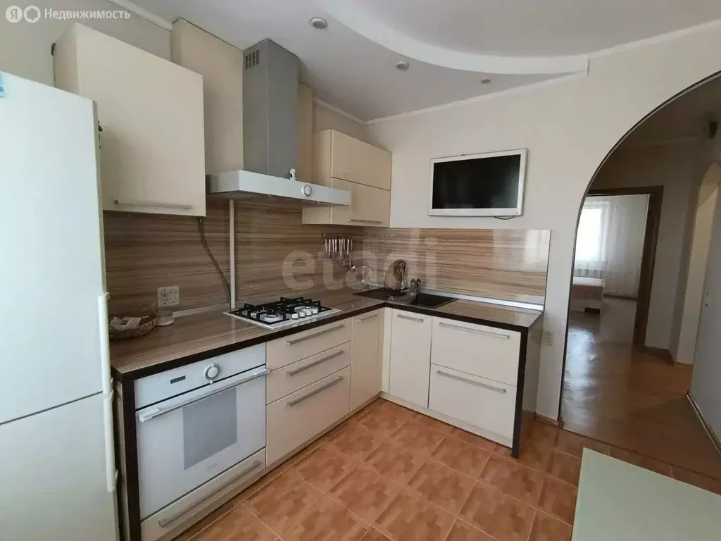 3-комнатная квартира: Миасс, улица Лихачёва, 35 (69.4 м) - Фото 2