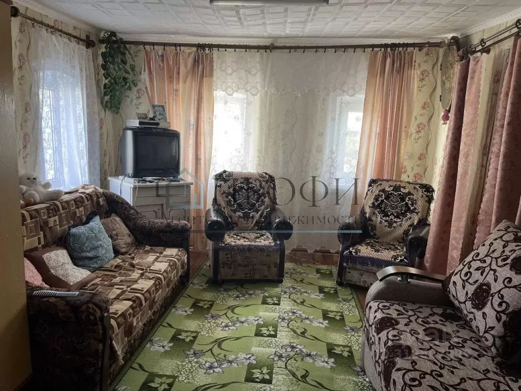 Дом в Белгородская область, Поселок Чернянка городское поселение, ... - Фото 2