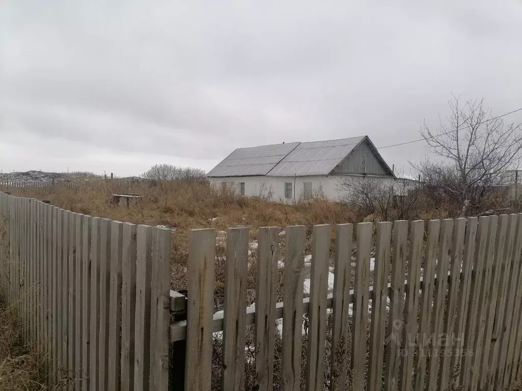 Дом в Оренбургская область, Оренбургский район, Караванный сельсовет, ... - Фото 1