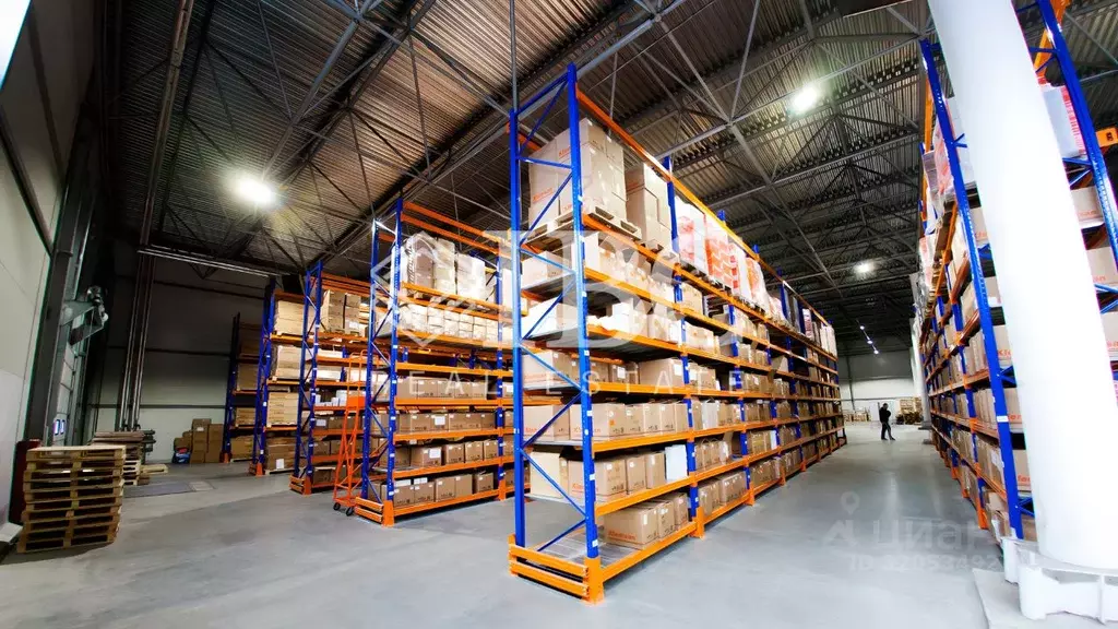 Склад в Московская область, Клин городской округ, д. Першутино ш. ... - Фото 1