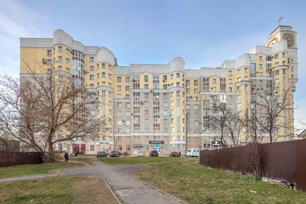 3-к кв. Брянская область, Брянск пл. Партизан, 1 (124.6 м) - Фото 0
