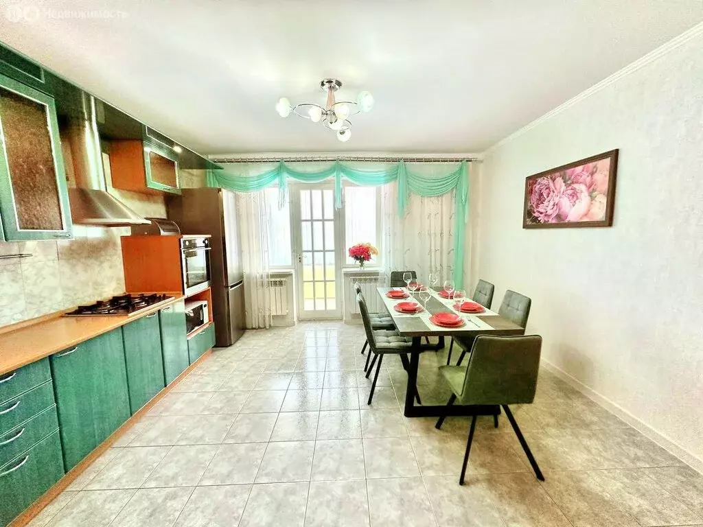 Дом в Ейск, Цветочная улица (240 м) - Фото 2