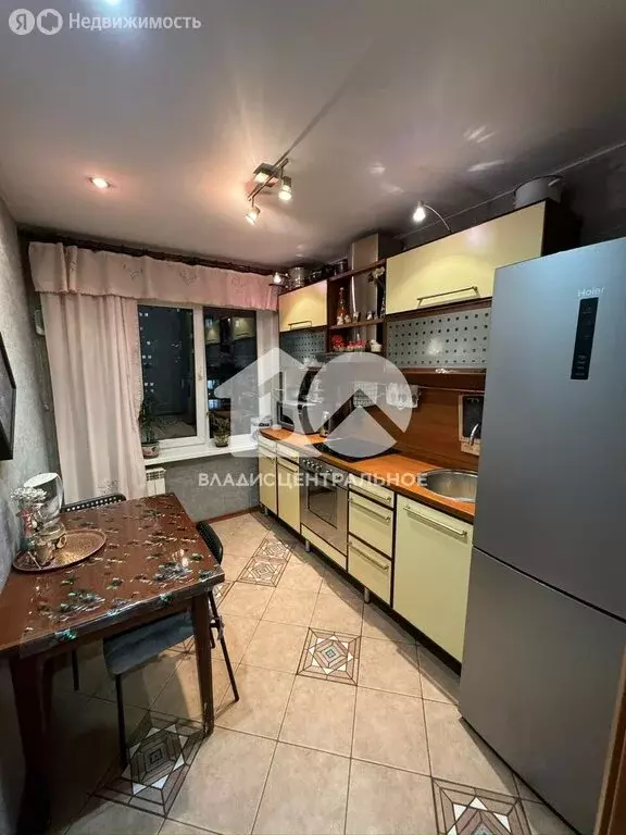 3-комнатная квартира: Новосибирск, улица Державина, 42 (65 м) - Фото 0