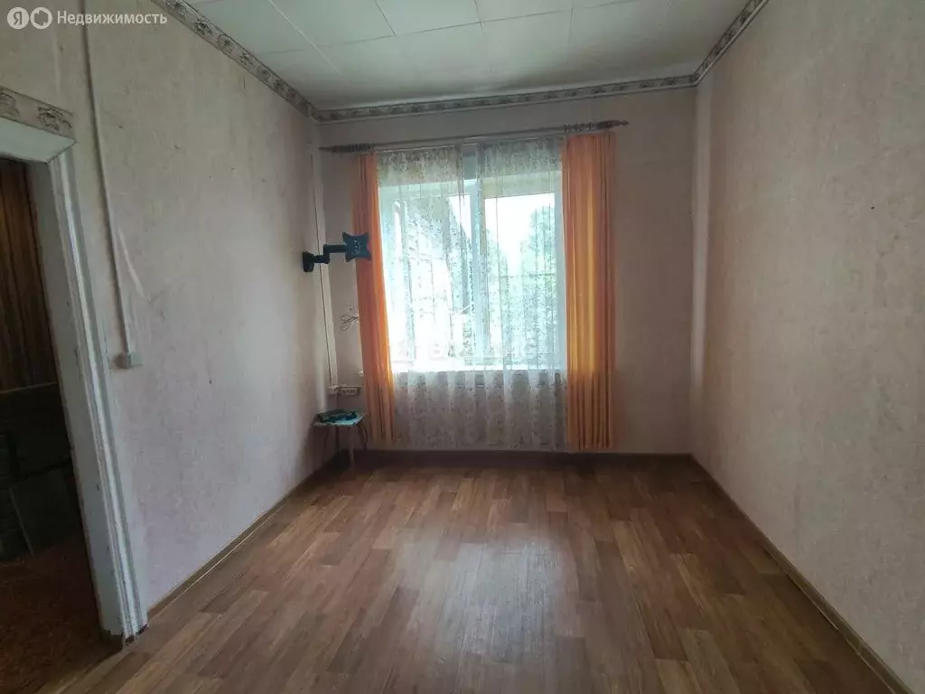 3-комнатная квартира: Ковров, улица Челюскинцев, 131 (50 м) - Фото 0