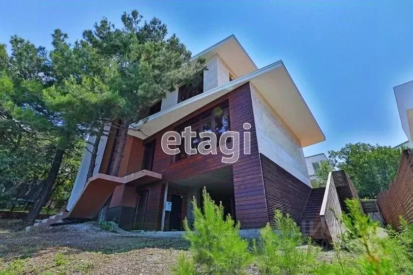 Дом в Краснодарский край, Геленджик городской округ, с. Кабардинка  ... - Фото 0