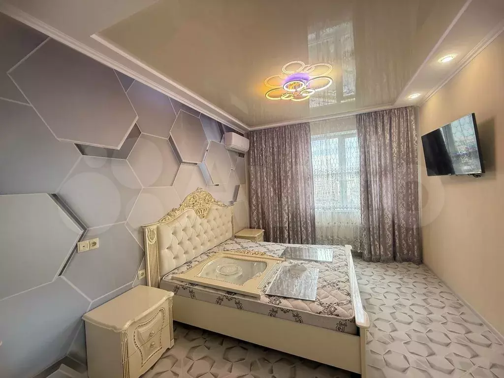 2-к. квартира, 70 м, 12/20 эт. - Фото 0