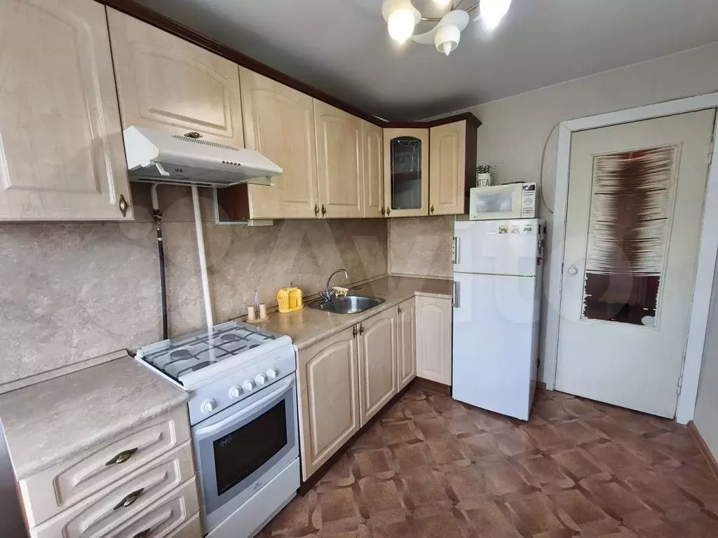1-к. квартира, 40 м, 8/14 эт. - Фото 1