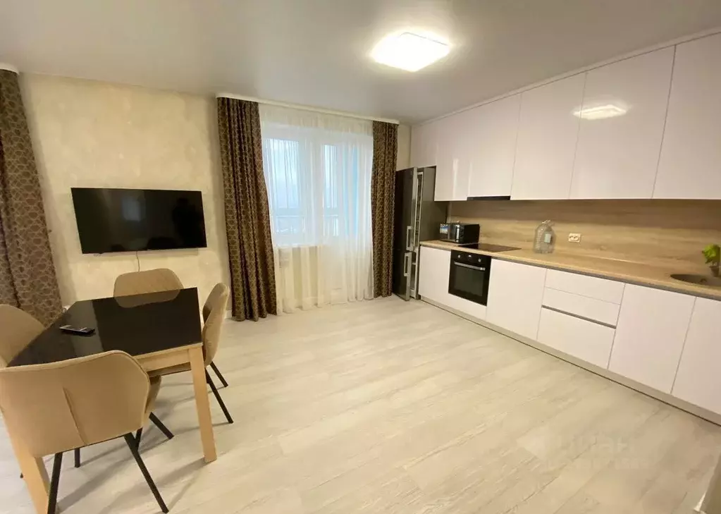 2-к кв. Башкортостан, Уфа ул. Менделеева, 152/4 (90.0 м) - Фото 1