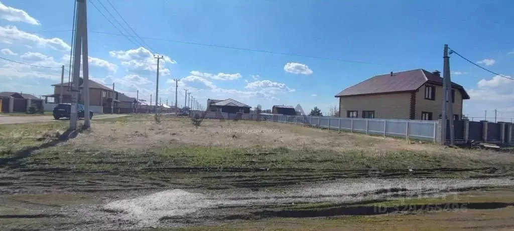 Участок в Татарстан, Тукаевский район, д. Азьмушкино, Подсолнухи мкр ... - Фото 2