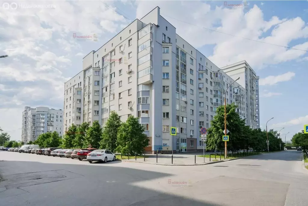 2-комнатная квартира: Екатеринбург, улица Фролова, 31 (64.6 м) - Фото 1