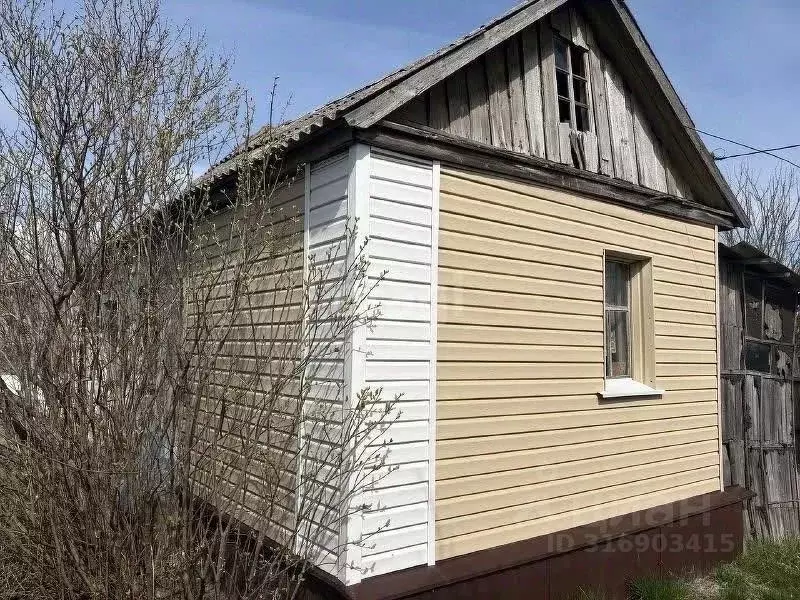 Дом в Белгородская область, Корочанский район, Афанасовское с/пос, с. ... - Фото 1