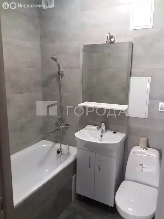 2-комнатная квартира: Новосибирск, улица Героев Революции, 37 (71 м) - Фото 1