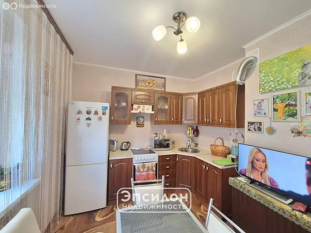 1-комнатная квартира: Курск, проспект Вячеслава Клыкова, 15 (37.2 м) - Фото 1