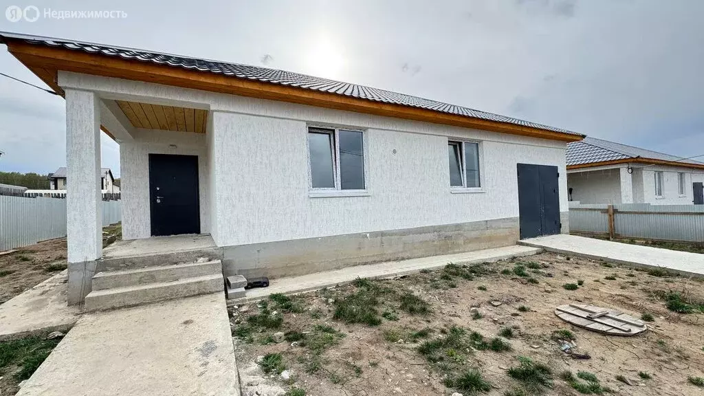 Дом в Иркутский муниципальный округ, деревня Столбова (140 м) - Фото 1